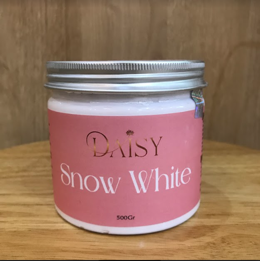 Daisy snow