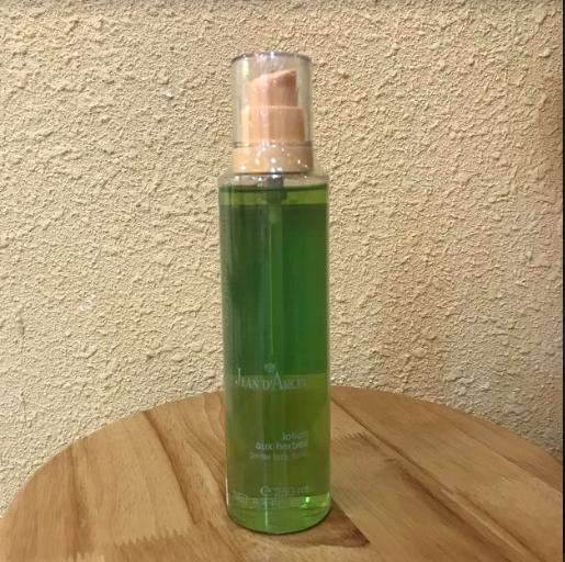 J06 Nước cân bằng da khô - Jean D'Arcel (Lotion auxherbes)