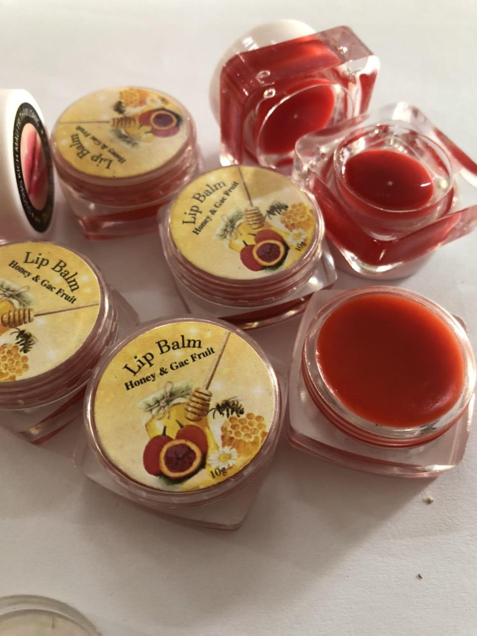 Son dưỡng Honey and Gac Fruit